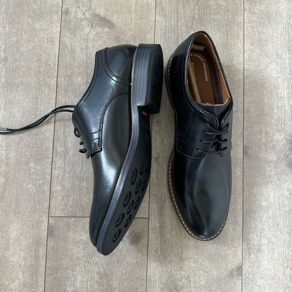 NEW Rockport Men\'s Kenton Plain Toe Oxford Black Glass CH5581 sz 10